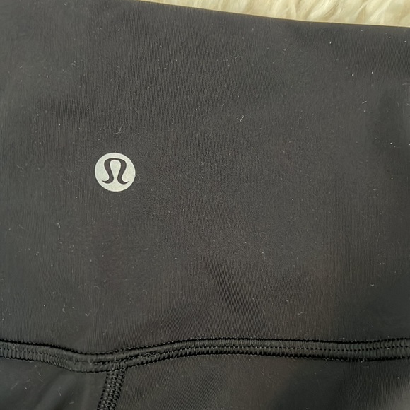 NWOT Peloton Lululemon Wunder Under High Rise Zebra 🦓 Capri Legging Sz 8 - Picture 9 of 9